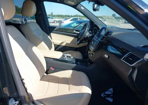 2017 Mercedes-Benz Gls 450 4Matic z USA, uszkodzony, nr VIN 4JGDF6EE5HA832894